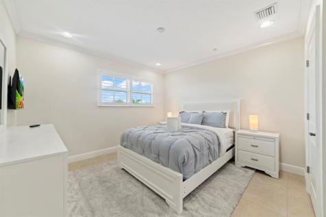 1849 NE 26th Avenue Fort Lauderdale FL 33305