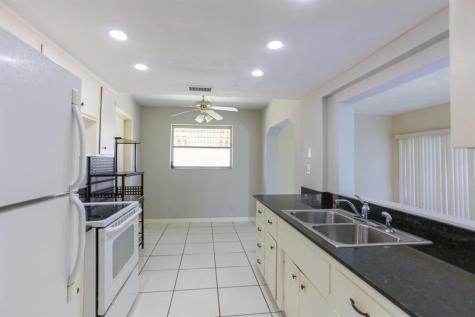 4513 NW 44th Street Tamarac FL 33319