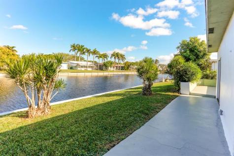 4513 NW 44th Street Tamarac FL 33319