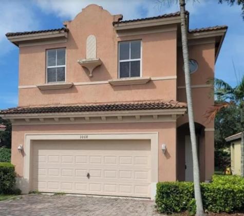 1008 NE 39th Avenue Homestead FL 33033