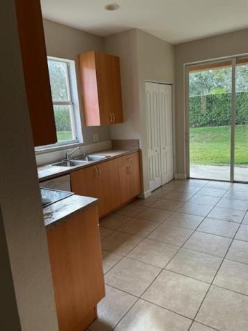 1008 NE 39th Avenue Homestead FL 33033
