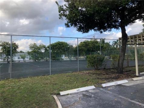 18352 NW 68th Avenue Hialeah FL 33015