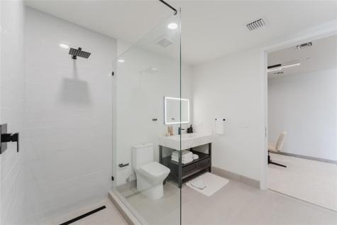 2750 Griffin Road Fort Lauderdale FL 33312