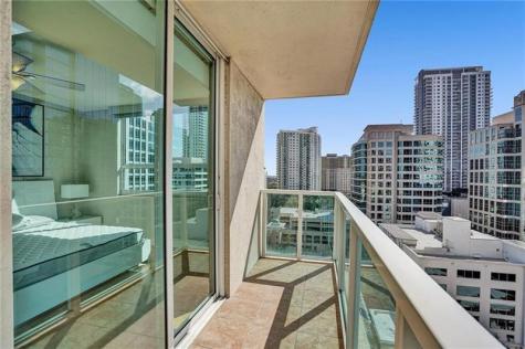 350 SE 2nd Street Fort Lauderdale FL 33301