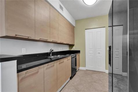 350 SE 2nd Street Fort Lauderdale FL 33301