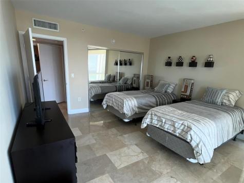 16500 Collins Avenue Sunny Isles Beach FL 33160