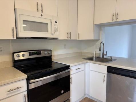 2900 NW 42 Coconut Creek FL 33066