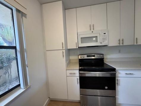 2900 NW 42 Coconut Creek FL 33066