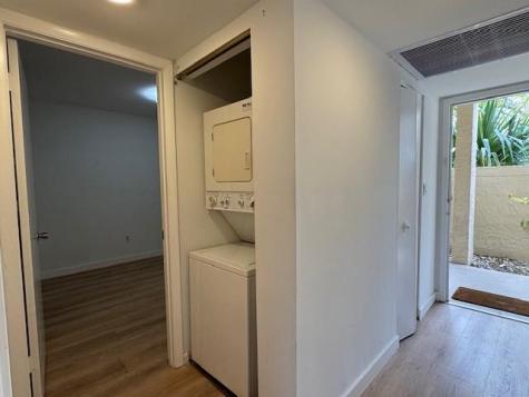 2900 NW 42 Coconut Creek FL 33066