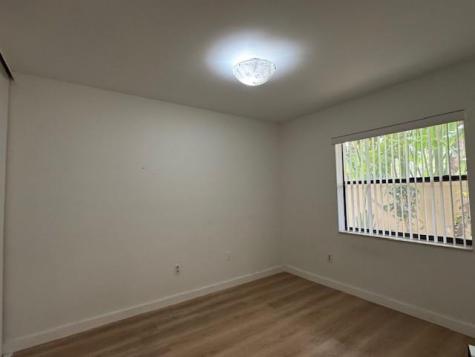 2900 NW 42 Coconut Creek FL 33066