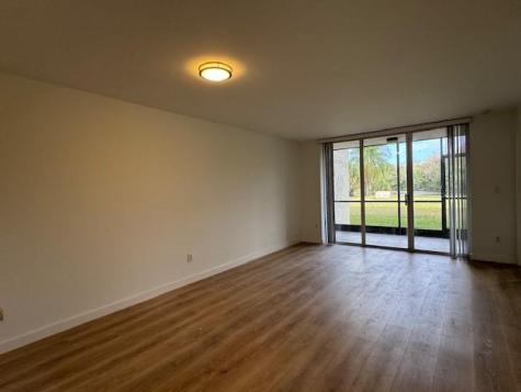 2900 NW 42 Coconut Creek FL 33066