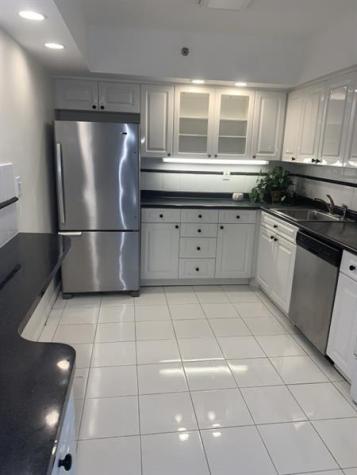 3600 Mystic Pointe Drive Aventura FL 33180