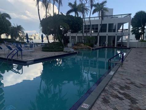 3600 Mystic Pointe Drive Aventura FL 33180
