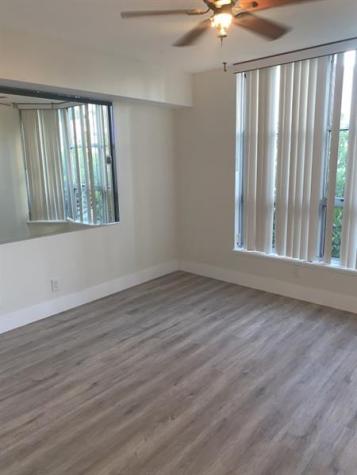 3600 Mystic Pointe Drive Aventura FL 33180