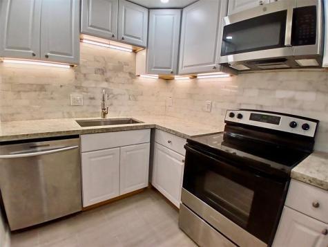 4164 N Inverrary Drive Lauderhill FL 33319