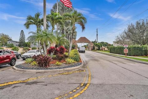 2017 Newcastle A Boca Raton FL 33434