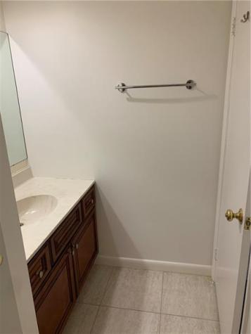 2942 SW 22nd Circle Delray Beach FL 33445