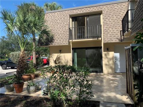 2942 SW 22nd Circle Delray Beach FL 33445