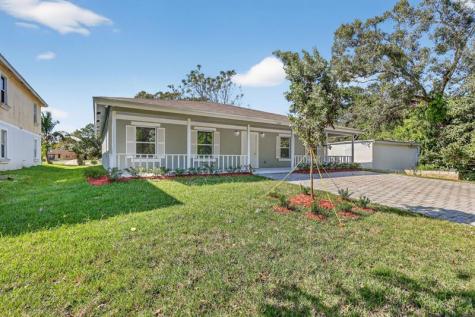 2205 S 33rd Street Fort Pierce FL 34947