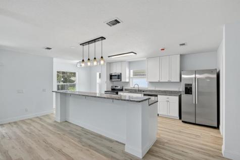 2205 S 33rd Street Fort Pierce FL 34947
