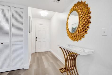 270 Captains Walk Delray Beach FL 33483