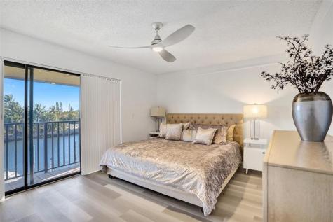 270 Captains Walk Delray Beach FL 33483