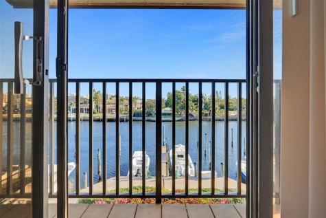 270 Captains Walk Delray Beach FL 33483