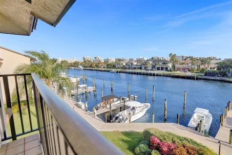 270 Captains Walk Delray Beach FL 33483