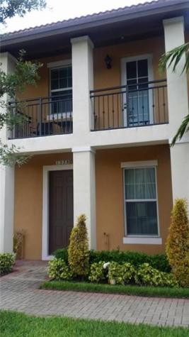 1528 SW 147th Avenue Pembroke Pines FL 33027