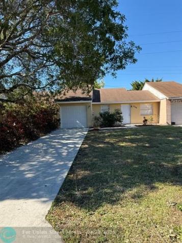 5595 Kimberton Way Lake Worth FL 33463