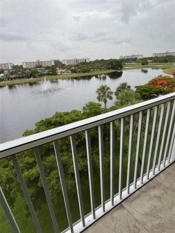 3150 N Course Lane Pompano Beach FL 33069