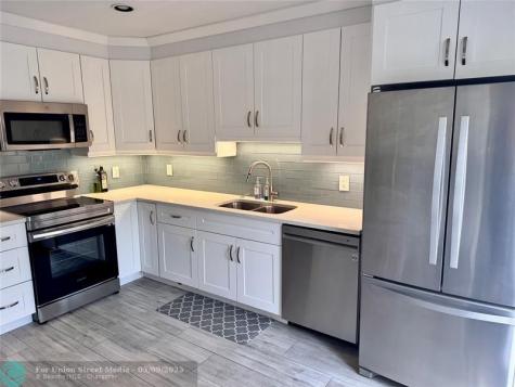 22028 Las Brisas Circle Boca Raton FL 33433