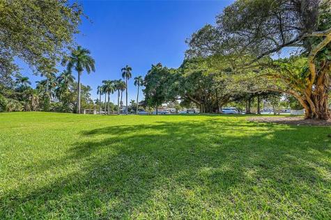 1027 Tequesta Street Fort Lauderdale FL 33312