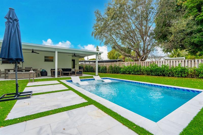 463 Newcastle Street Boca Raton FL 33487