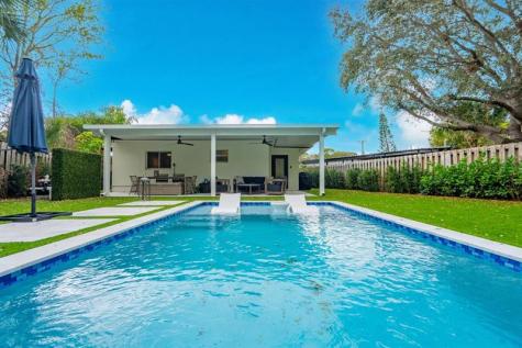 463 Newcastle Street Boca Raton FL 33487