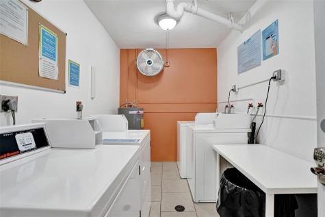 140 NE 19th Court Wilton Manors FL 33305