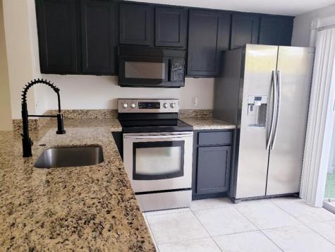 89 SW 3rd Street Pompano Beach FL 33060