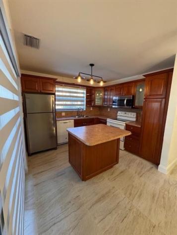 11202 SW 132nd Court West Miami FL 33186
