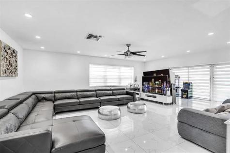 4100 N 36th Avenue Hollywood FL 33021