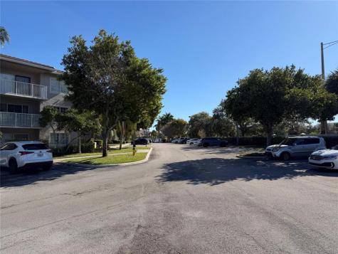 5005 Wiles Road Coconut Creek FL 33073