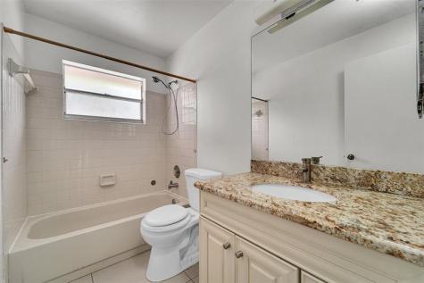 9182 NW 40th Street Coral Springs FL 33065