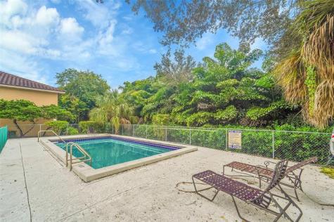 9182 NW 40th Street Coral Springs FL 33065