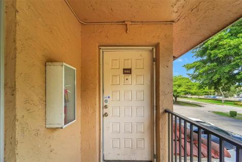 9182 NW 40th Street Coral Springs FL 33065