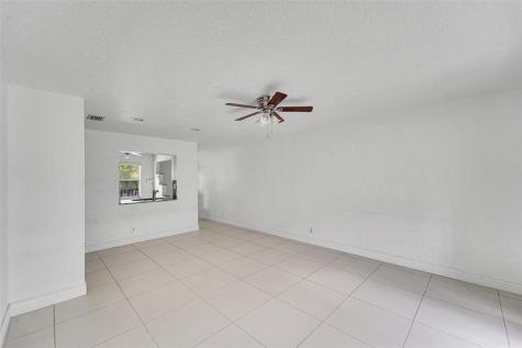 9182 NW 40th Street Coral Springs FL 33065