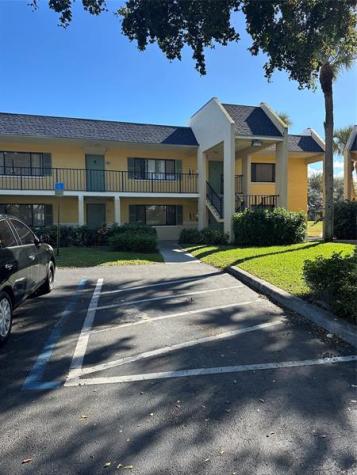 720 Meadows Circle Boynton Beach FL 33436