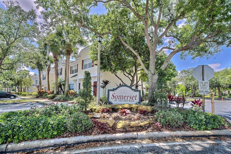 154 SW 96th Terrace Plantation FL 33324