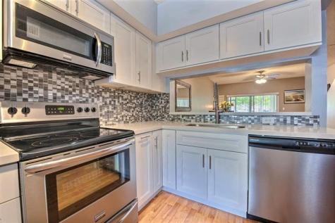 154 SW 96th Terrace Plantation FL 33324