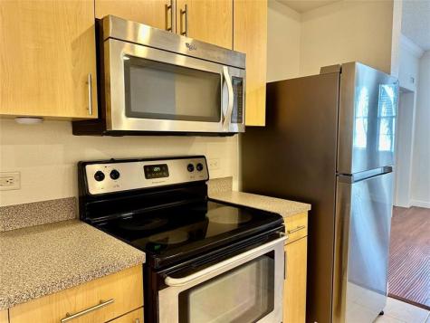 533 NE 3rd Avenue Fort Lauderdale FL 33301