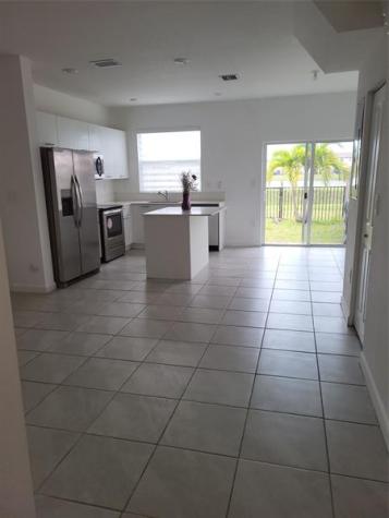2354 NW 125 Street Miami FL 33167