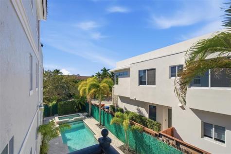 2515 NE 18th Street Fort Lauderdale FL 33305
